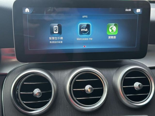 原鈑件認證歡迎索取 有跟車、配備多、AMG點進來看配備表  第19張相片