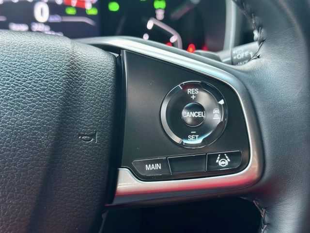 (原鈑件)S版 迎風面、大燈、車頂貼膜/全景天窗/自動跟車/ 車道維持/無線充電/盲點/電尾門/免鑰匙  第14張相片