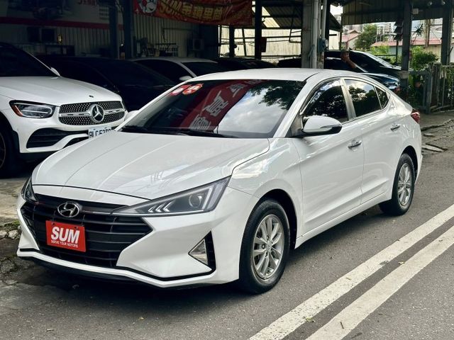 一手車/原鈑件/ LED尾燈/LED日行燈/LED尾燈/後視鏡方向指示燈/後霧燈  第1張相片