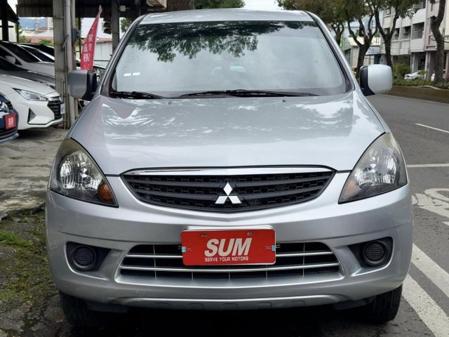 原鈑件/低里程/免鑰匙/後座出風口  第2張相片