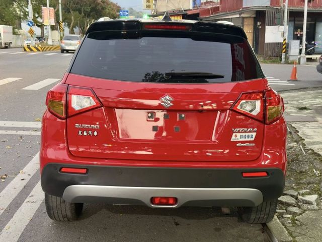 原鈑件4WD/LED日行燈/LED頭燈(感應式)/換檔撥片/方向盤快控鍵/恆溫空調/藍芽/免鑰匙啟動/摸門  第4張相片