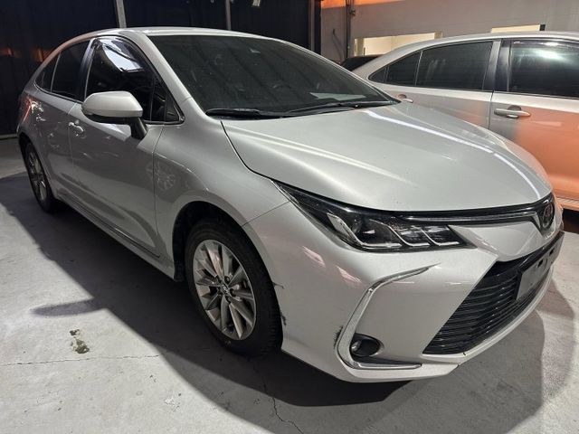 原鈑件認證/豪華/一手車/自動跟車系統/車道維持/恆溫/光感應頭燈  第1張相片