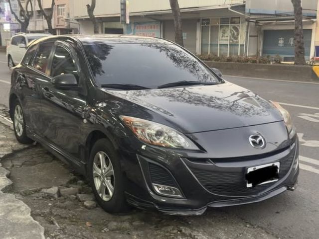 原鈑件/天窗/藍芽主機/LED可切換式頭燈/征服者測速/電子式後視鏡/四隻李仔串消耗品已換新  第1張相片