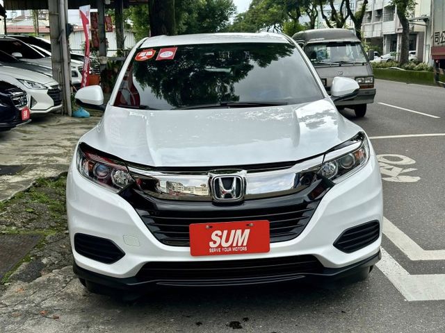 原鈑件一手車/LED日行燈/換檔撥片/免鑰匙/摸門/方向盤快播/電收後視鏡/恆溫/LED尾燈  第2張相片