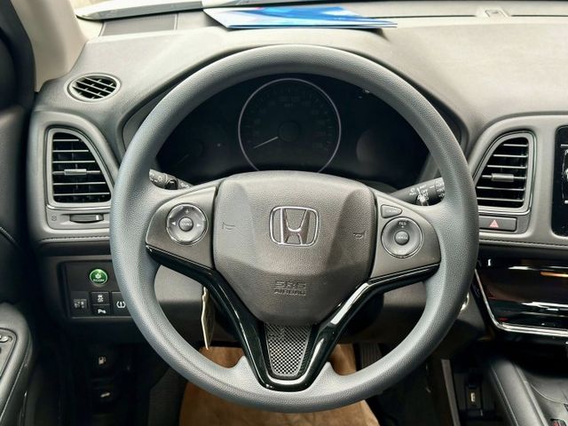 原鈑件一手車/LED日行燈/換檔撥片/免鑰匙/摸門/方向盤快播/電收後視鏡/恆溫/LED尾燈  第10張相片