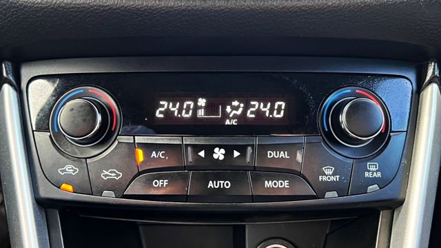 2016年 SX4 1.6L~低里程僅跑6萬多公里~7安~I-KEY~換檔撥片~雙區恆溫~定速~循跡防滑~可全額貸  第11張相片