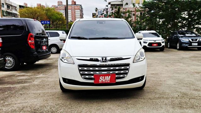 2014年 納智傑 M7 2.2L 天窗  I KEY 倒車顯影 衛星導航 駕駛座電動椅 里程才6萬公里 漂亮車 無待修  第2張相片