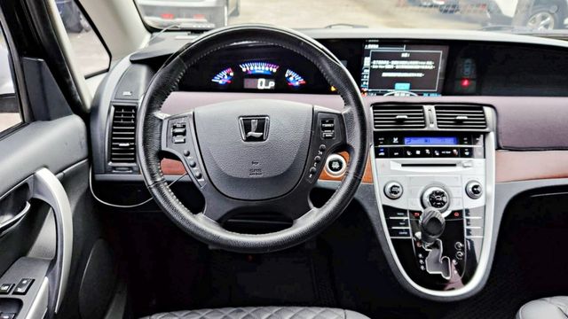 2014年 納智傑 M7 2.2L 天窗  I KEY 倒車顯影 衛星導航 駕駛座電動椅 里程才6萬公里 漂亮車 無待修  第8張相片