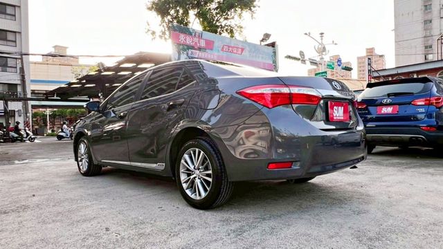 2014年 阿提斯 1.8L~雙安~恆溫空調~電折後視鏡~最佳家庭房車代步首選~省油好開~漂亮無待修~可全額貸  第15張相片