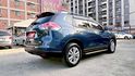 2017年 日產  X-TRAIL 2.0L 頂規玩美 影音版 雙區恆溫 車頂行李架 認證車 空間大又舒適 原漆 無待修  第20張縮圖