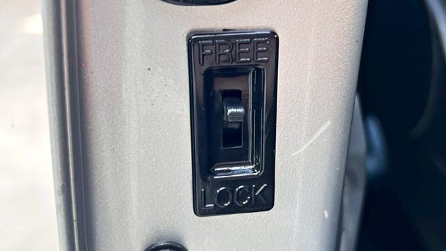 2020年 得利卡 2.4L 5人座 頭家打拼最佳超值商用車~漂亮車 無敵大空間 改裝露營座椅 載人載物 旅遊 好幫手  第15張相片