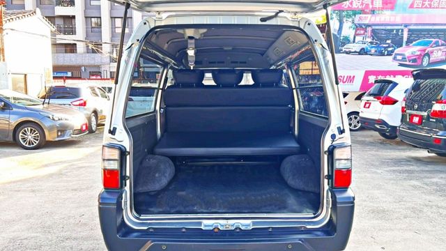 2020年 得利卡 2.4L 5人座 頭家打拼最佳超值商用車~漂亮車 無敵大空間 改裝露營座椅 載人載物 旅遊 好幫手  第17張相片