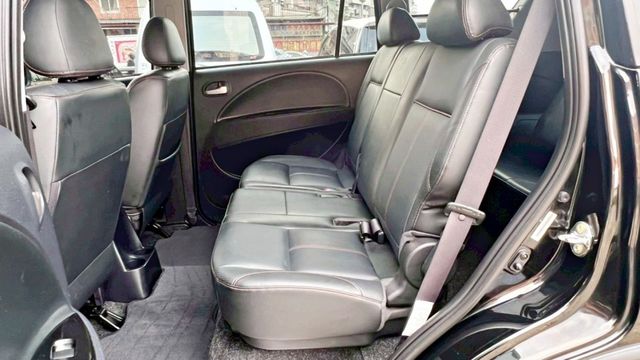 2017年 勁歌 2.4L~5+2人座~旗艦 頂規型 一手車 原版件 最耐操好開的賺錢車~車漂亮~可全額貸  第6張相片