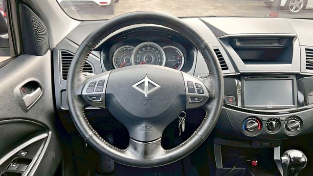 2017年 勁歌 2.4L~5+2人座~旗艦 頂規型 一手車 原版件 最耐操好開的賺錢車~車漂亮~可全額貸  第8張相片