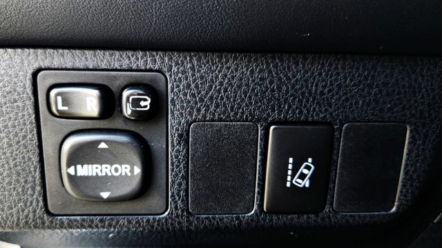 2017年 TOYOTA RAV4 2.0L~I-KEY~定速~衛星導航~倒車顯影~雙區恆溫~優質實惠幸福家庭休旅~  第12張相片