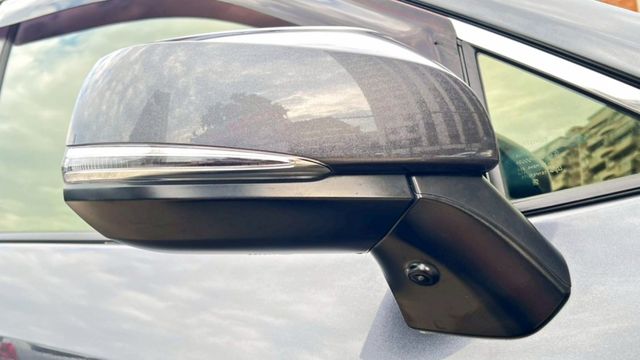 2022年 RAV4 2.5L 油電版 啟動安靜 自動跟車 車道偏離 循跡防滑 想省油又有力，選這台準沒錯~  第13張相片
