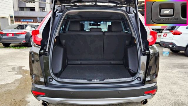 2017年 本田 CR-V 1.5L 頂規S版~換檔撥片~車道偏離~衛星導航~渦輪增壓 小CC數 省稅金 大馬力~  第16張相片