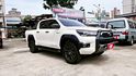 2021年TOYOTA HILUX 2.8L 四輪傳動 柴油貨車版 皮卡 鋼鐵悍將 工作 越野 載重 征服地形的專業玩家  第3張縮圖