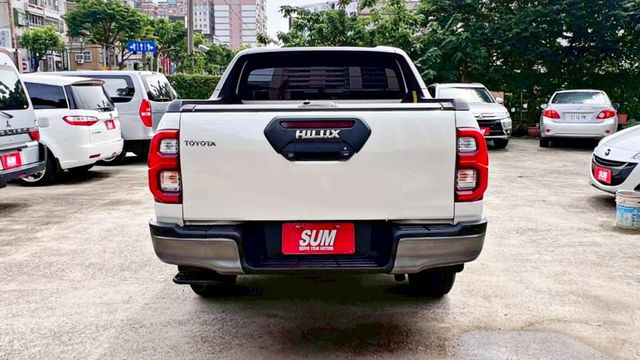 2021年TOYOTA HILUX 2.8L 四輪傳動 柴油貨車版 皮卡 鋼鐵悍將 工作 越野 載重 征服地形的專業玩家  第19張相片