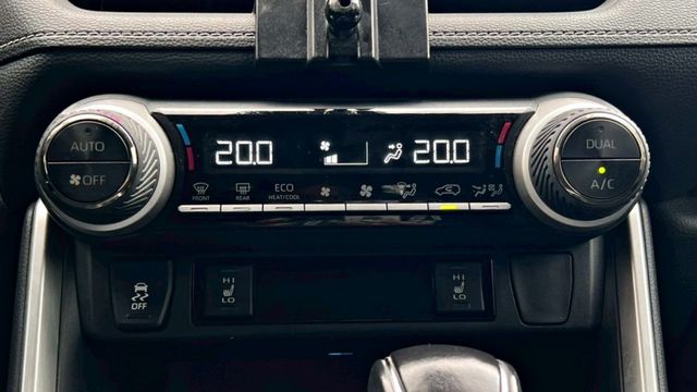2020年 RAV4 2.0L~9安~I-KEY~駕駛座記憶座椅~雙前座電熱椅~最優質進口首選家庭休旅車~  第10張相片