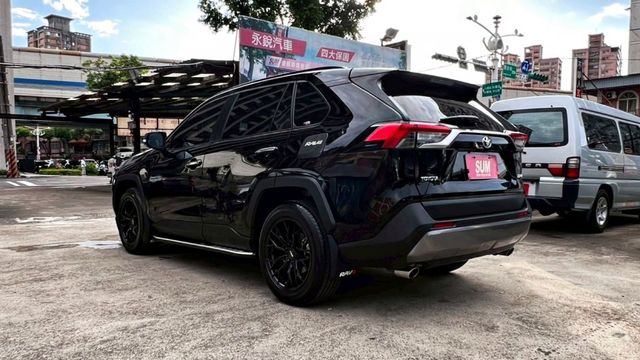 2020年 RAV4 2.0L~9安~I-KEY~駕駛座記憶座椅~雙前座電熱椅~最優質進口首選家庭休旅車~  第18張相片