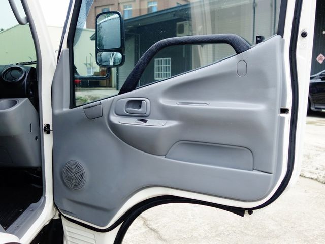 《14呎訂製車斗》HINO可載重變更5噸+免用尿素《4呎油壓尾門》  第9張相片