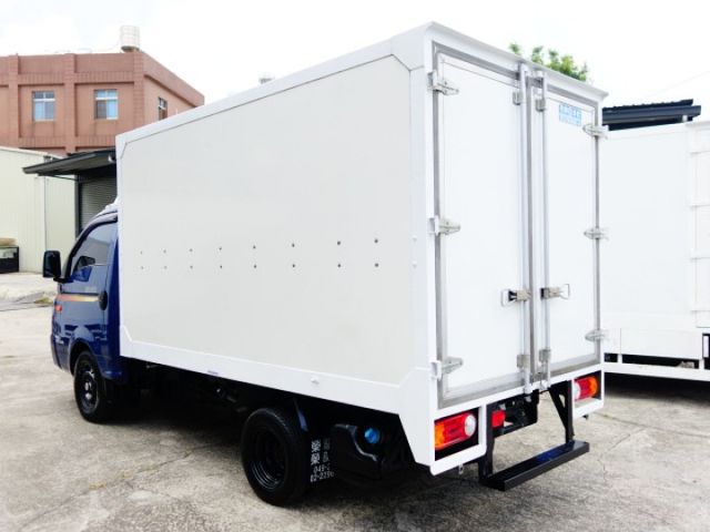 《冷凍車》-25冷凍箱內白鐵包覆《自排》  第6張相片