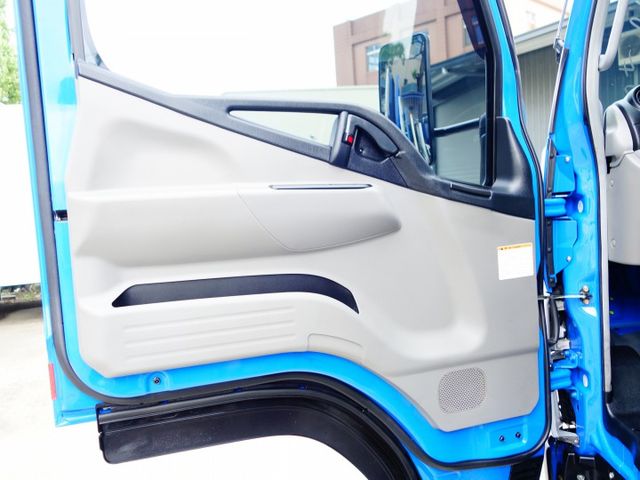 《僅跑5萬》加長型14呎+車側可上貨+免加尿素+四呎雙摺雙油壓尾門《特殊電動升降棚》  第9張相片