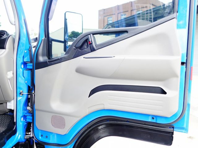 《僅跑5萬》加長型14呎+車側可上貨+免加尿素+四呎雙摺雙油壓尾門《特殊電動升降棚》  第11張相片