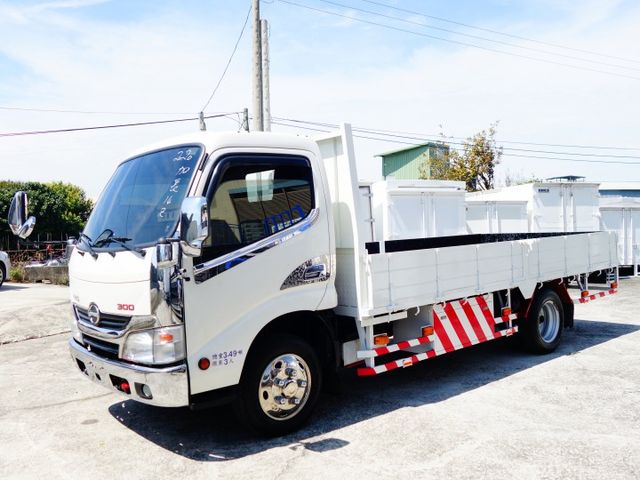《加長14尺》HINO加長訂製車斗+升級五噸+免用尿素+四錄鏡頭《僅跑九萬》  第2張相片