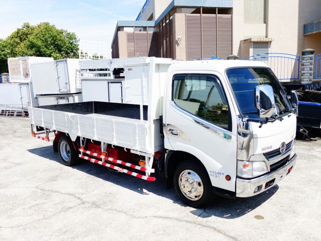 《加長14尺》HINO加長訂製車斗+升級五噸+免用尿素+四錄鏡頭《僅跑九萬》  第3張相片