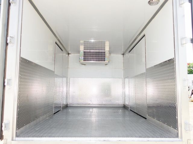《加長型11.5呎》FUSO加長加高右側雙開門冷凍箱《自排》  第7張相片