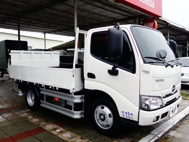 《自排》HINO五噸300型加裝5呎雙油壓尾門《10呎》  第2張相片
