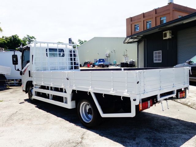 《僅跑2萬》ISUZU加長型14呎訂製鐵斗《自排》  第6張相片