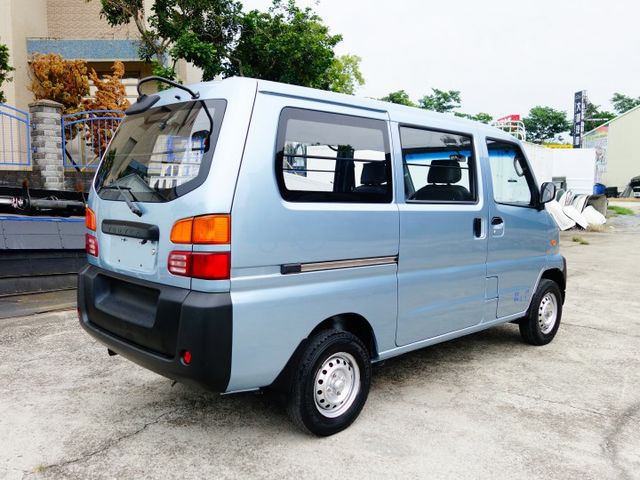 菱利廂車1.2貨車版  第4張相片