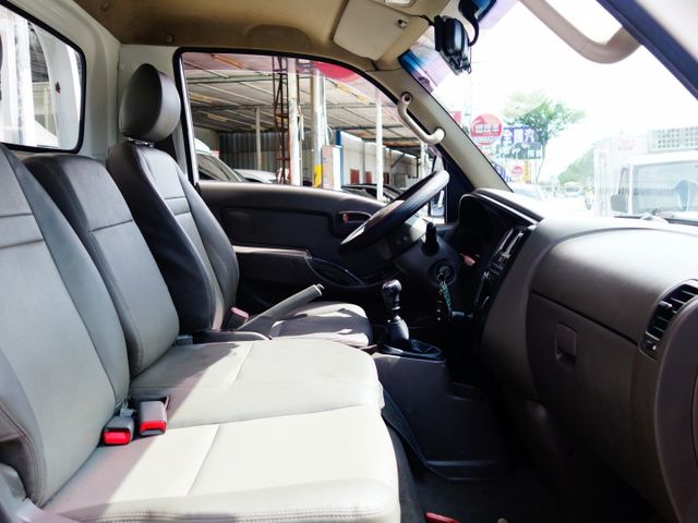 《10.3呎長車斗》PORTER 《4呎油壓尾門》  第11張相片
