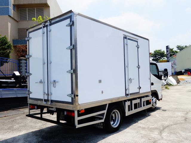 《僅跑4萬》FUSO加長加高冷凍車《11.5呎 》  第4張相片