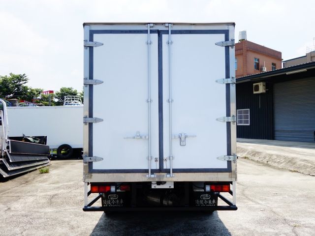 《僅跑4萬》FUSO加長加高冷凍車《11.5呎 》  第5張相片