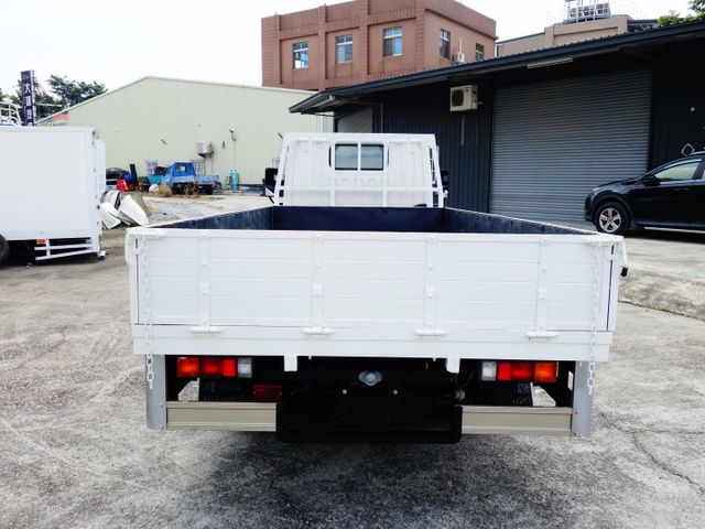 《僅跑3萬》FUSO 堅達加長型14呎貨車《車道偏移、循跡防滑》  第5張相片