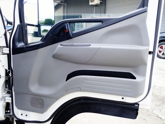 《僅跑3萬》FUSO 堅達加長型14呎貨車《車道偏移、循跡防滑》  第9張相片