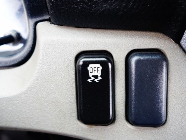 《僅跑3萬》FUSO 堅達加長型14呎貨車《車道偏移、循跡防滑》  第14張相片