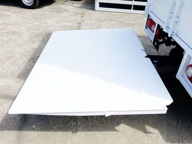 《僅跑一萬》小霸王大單廂加高箱+3呎油壓尾門《自排》  第7張相片