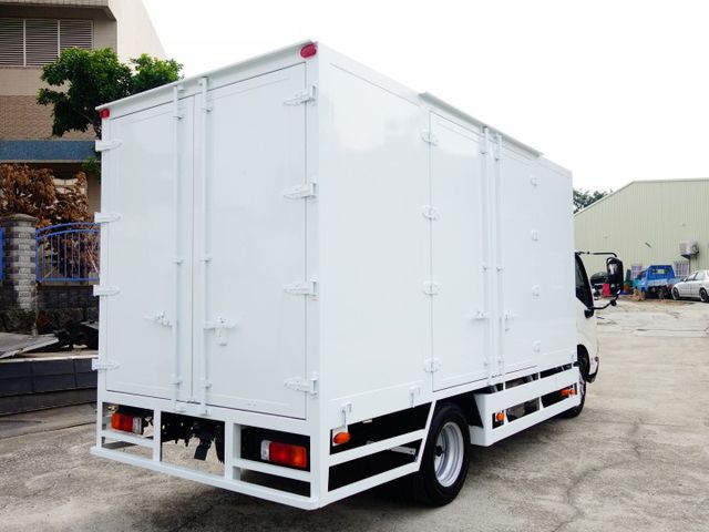 《僅跑2萬》原廠保固中HINO加長加高箱左右對開門《加長14呎》  第4張相片