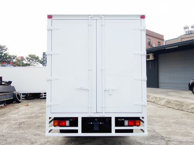 《僅跑2萬》原廠保固中HINO加長加高箱左右對開門《加長14呎》  第5張相片