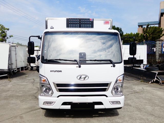 《 僅跑3千 》大霸王加長12呎加高冷凍車《自排》  第1張相片