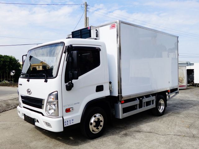 《 僅跑3千 》大霸王加長12呎加高冷凍車《自排》  第2張相片