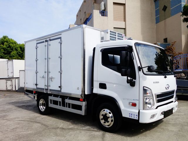 《 僅跑3千 》大霸王加長12呎加高冷凍車《自排》  第3張相片