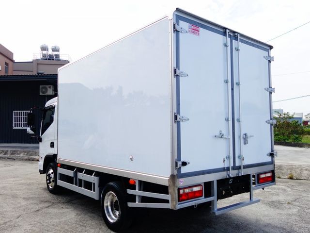 《 僅跑3千 》大霸王加長12呎加高冷凍車《自排》  第6張相片