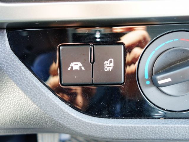 《 僅跑3千 》大霸王加長12呎加高冷凍車《自排》  第16張相片