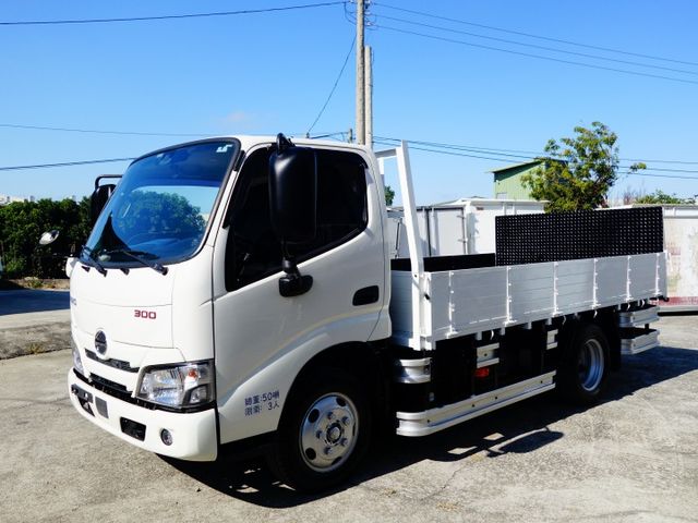 《僅跑2萬》HINO加長型11.5呎可下地下室《3呎尾門》  第2張相片